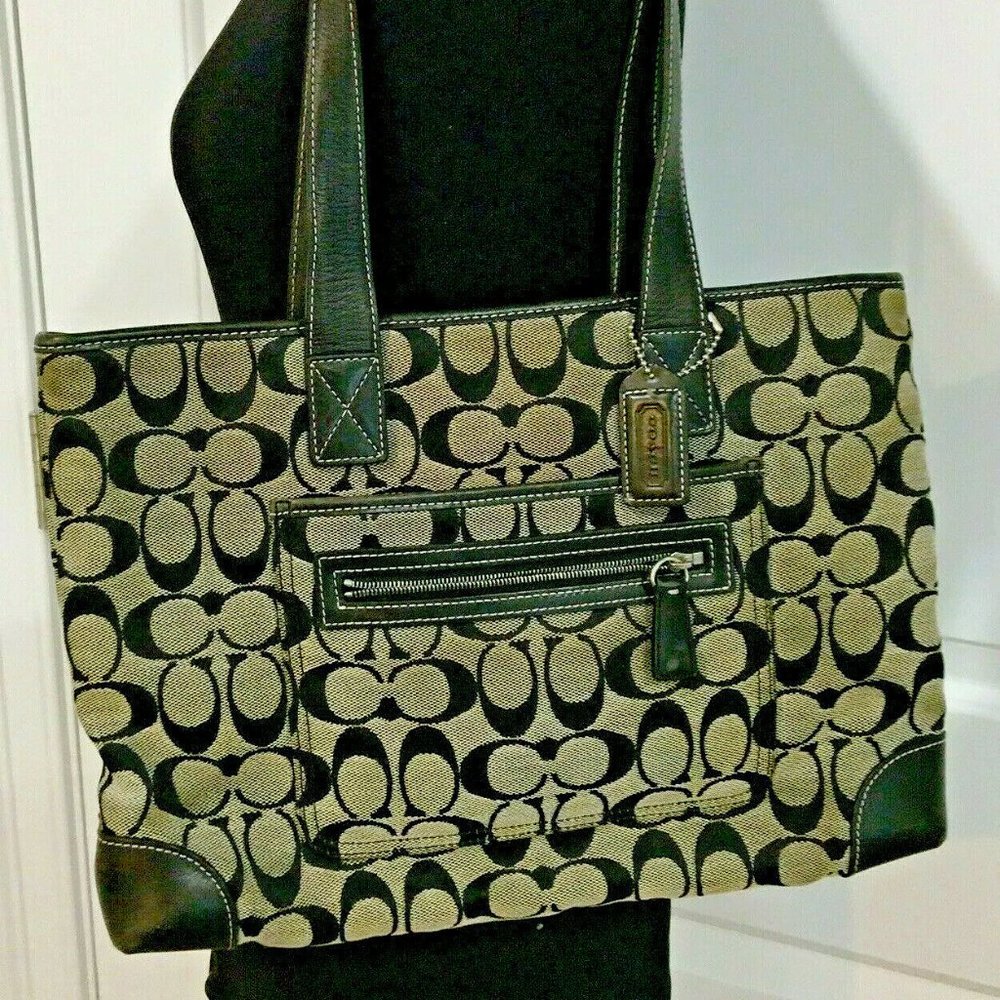 Coach Women’s Purse Signature Jacquard Purse